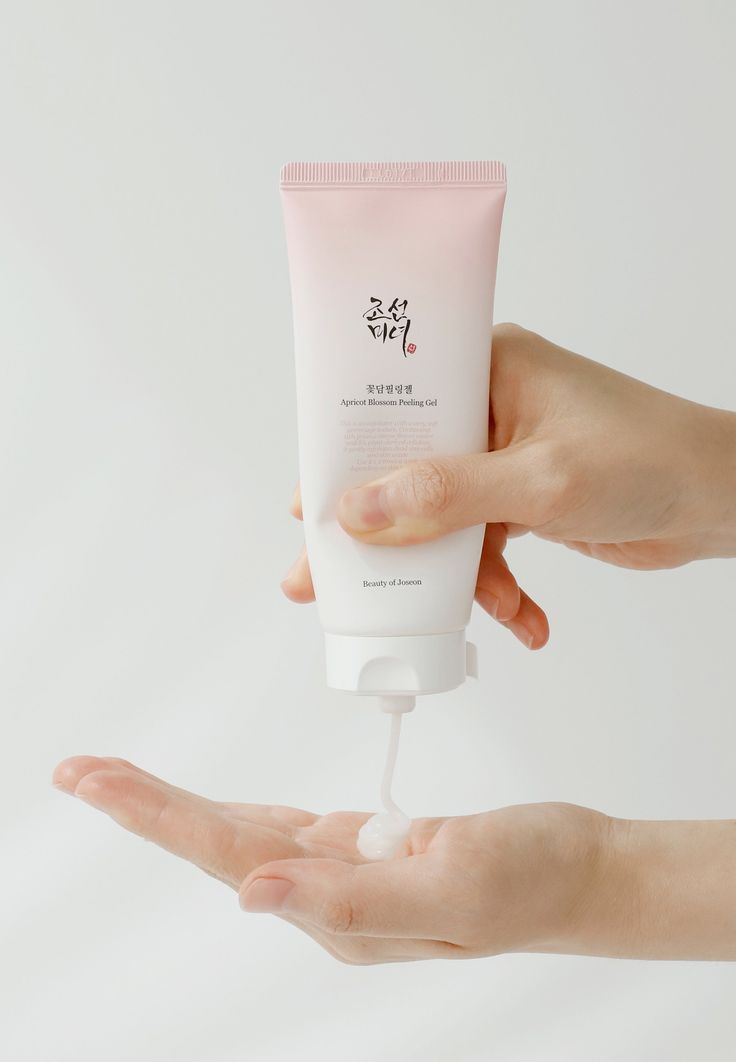 Купити Ензимна пілінг-скатка з абрикосом Beauty of Joseon Apricot Blossom Peeling Gel на LovelyBunny.com.ua