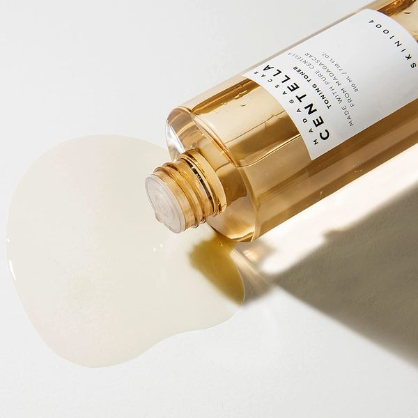 Купити Зволожуючий тонер із центелою SKIN1004 Madagascar Centella Toning Toner на LovelyBunny.com.ua