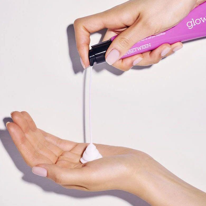 Купити Зволожуючий праймер під макіяж з сяйвом перлів BLITHE Inbetween Glow Priming Cream на LovelyBunny.com.ua