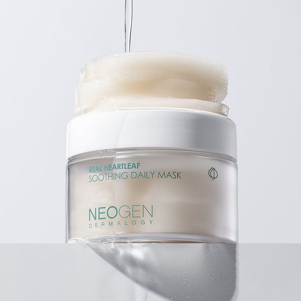 Купити Зволожуючі заспокійливі маски-педи NEOGEN Dermalogy Real Heartleaf Soothing Daily Mask на LovelyBunny.com.ua