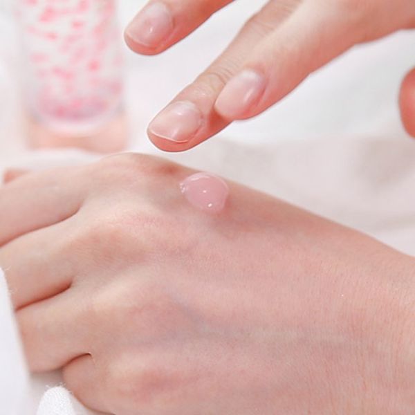Купити Капсульна сироватка для сяйва шкіри NEOGEN Sur.Medic+ Pink Vita Brightening Capsule Essence на LovelyBunny.com.ua