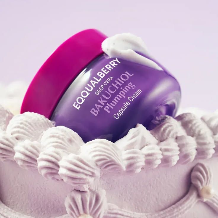 Купити Капсульний крем з бакучиолом EQQUALBERRY Bakuchiol Plumping Capsule Cream на LovelyBunny.com.ua