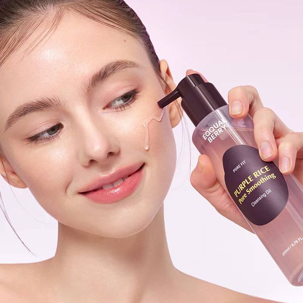 Купити Гідрофільна олія для зняття макіяжу EQQUALBERRY Purple Rice Pore Smoothing Cleansing Oil на LovelyBunny.com.ua