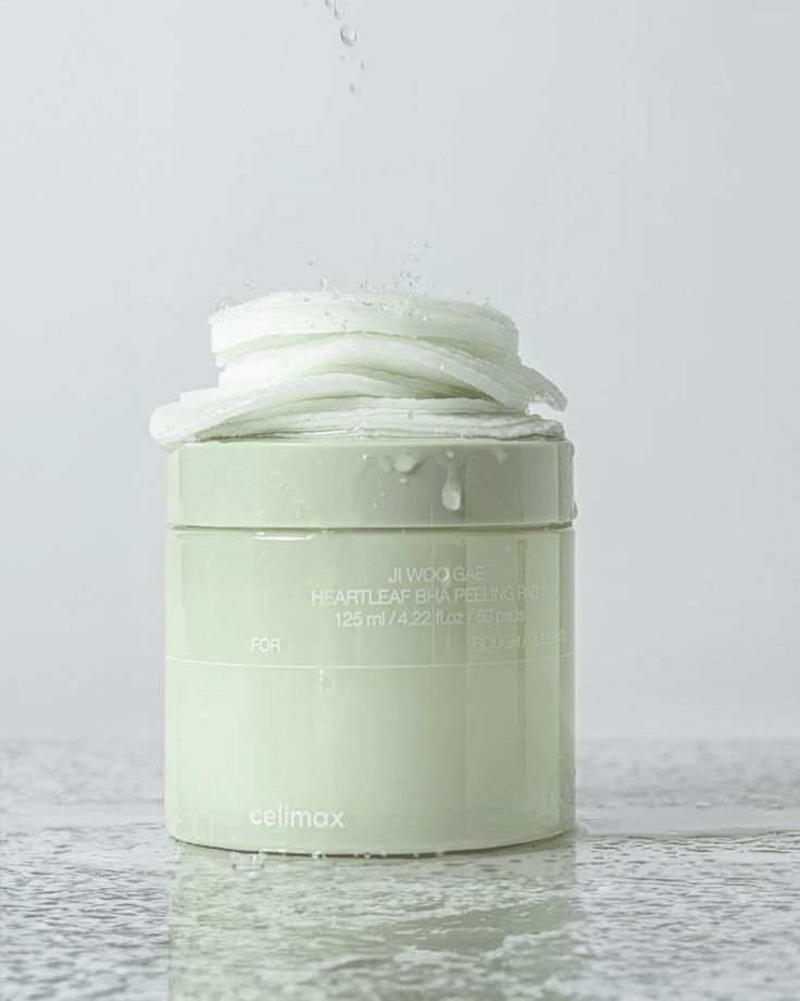 Купити Пілінг-педи для обличчя Celimax Ji Woo Gae Heartleaf BHA Peeling Pad на LovelyBunny.com.ua