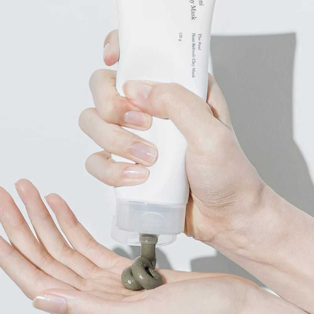 Купити Глиняна маска для обличчя Celimax The Real Noni Refresh Clay Mask на LovelyBunny.com.ua